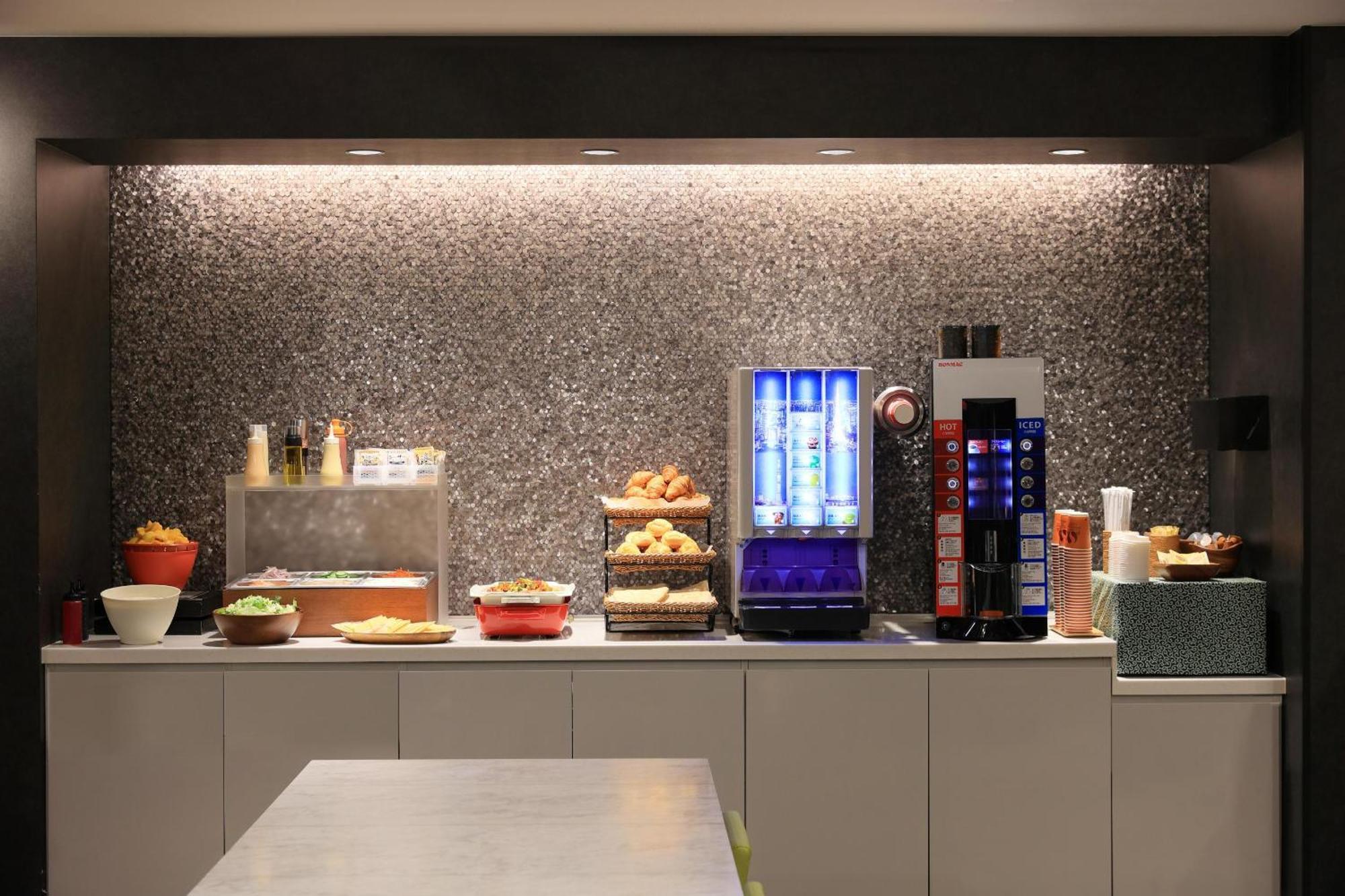 Karaksa Hotel Tokyo Station Ngoại thất bức ảnh